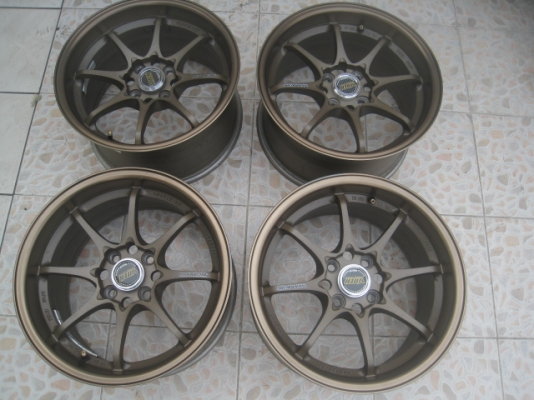 ขายล้อแม็กมือสอง CE28 งานssw สีน้ำตาลก้านยิงทราย ขอบชา 15"x8" et28 4รู100 มีรอยเบียดบางๆ 2วง สีเดิม ขายทั้งชุด 8,500 บาทครับ พร้อมใส่ถ่วง สนใจติดต่อเล็กคลองสามครับ 081-3747940