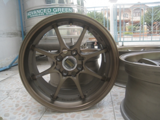 ขายล้อแม็กมือสอง CE28 งานssw สีน้ำตาลก้านยิงทราย ขอบชา 15"x8" et28 4รู100 มีรอยเบียดบางๆ 2วง สีเดิม ขายทั้งชุด 8,500 บาทครับ พร้อมใส่ถ่วง สนใจติดต่อเล็กคลองสามครับ 081-3747940