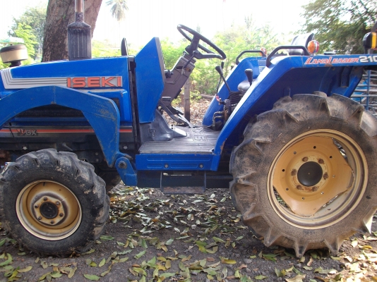 ขายรถไถ ISEKI 21แรง 3 สูบ อุปกรณ์ครบหางปรับไฟฟ้า