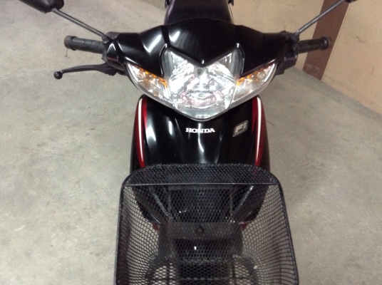 ขาย!!!ฮอนด้าเวฟ110ไอ ปี53 รถเครื่องดีคับ ทะเบียนครบ ภาษีไม่หมด