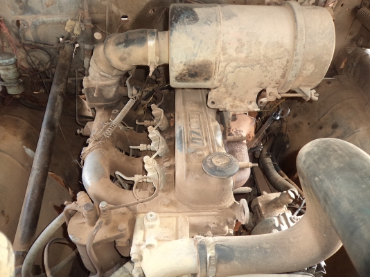 ขายถูกๆคับ255000บาทรถเทเลอร์10ล้อหัวยาว ใช้งานได้เลยคับ เอกสารครบ