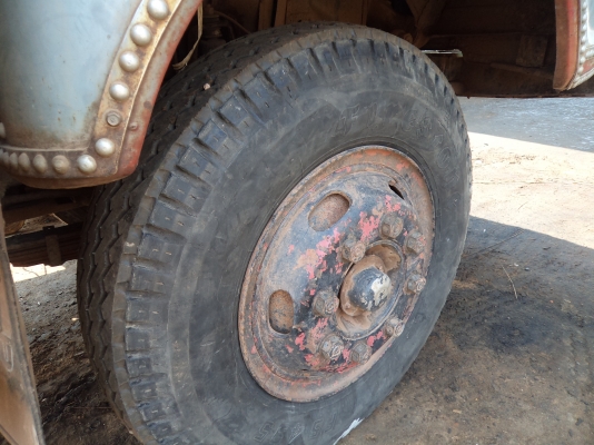 ขายถูกๆคับ255000บาทรถเทเลอร์10ล้อหัวยาว ใช้งานได้เลยคับ เอกสารครบ