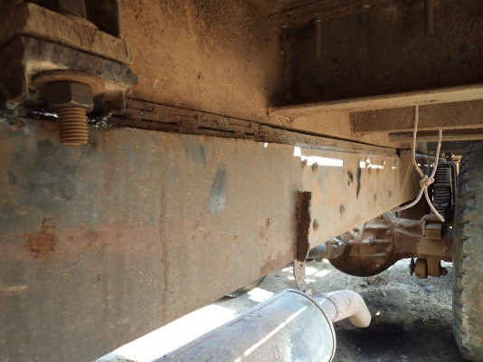 ขายถูกๆคับ255000บาทรถเทเลอร์10ล้อหัวยาว ใช้งานได้เลยคับ เอกสารครบ