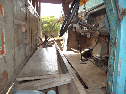 ขายถูกๆคับ255000บาทรถเทเลอร์10ล้อหัวยาว ใช้งานได้เลยคับ เอกสารครบ