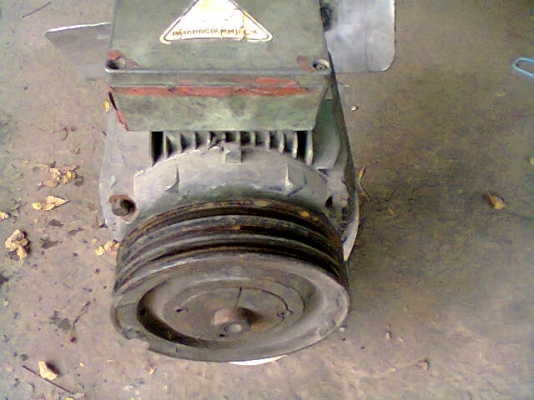 ขายมอเตอร์ไฟ3เฟส 380โวล์ (5.2แรง)