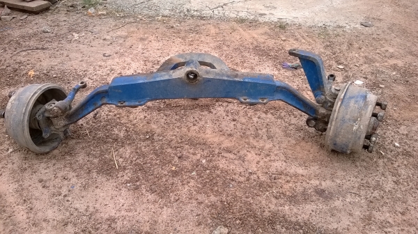 คานหน้าติดรถไถใช้คีบอ้อย ถอดจาก Frod ครับ