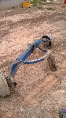 คานหน้าติดรถไถใช้คีบอ้อย ถอดจาก Frod ครับ