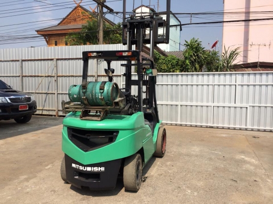 ขายถูก!!Mitsubishi Grendia 3 ตัน 3เมตร ติดแก๊ซ เสาฟรูฟรี(เสาเข้าตู้) สไลด์ชิป(เลื่อนงาซ้ายขวาได้) 320,000 ติดต่อ 086-8510722 , 094-4267888จะเด็ด