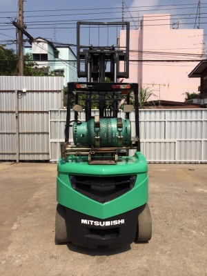 ขายถูก!!Mitsubishi Grendia 3 ตัน 3เมตร ติดแก๊ซ เสาฟรูฟรี(เสาเข้าตู้) สไลด์ชิป(เลื่อนงาซ้ายขวาได้) 320,000 ติดต่อ 086-8510722 , 094-4267888จะเด็ด