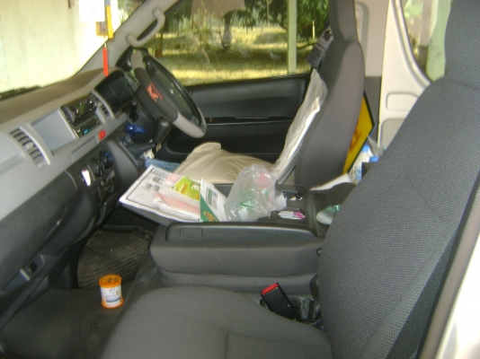 TOYOTA  COMMUTER  D4D  2.5   1,050,000 บาท