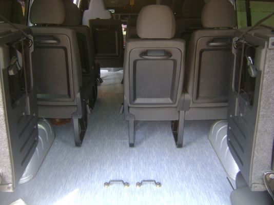 TOYOTA  COMMUTER  D4D  2.5   1,050,000 บาท