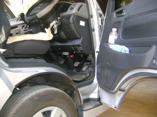 TOYOTA  COMMUTER  D4D  2.5   1,050,000 บาท