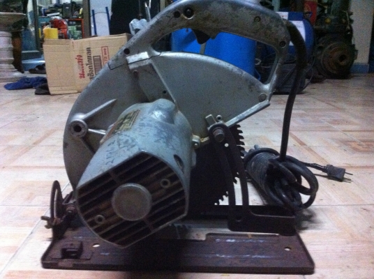 วงเดือน makita 10 นิ้ว รุ่น 5201N