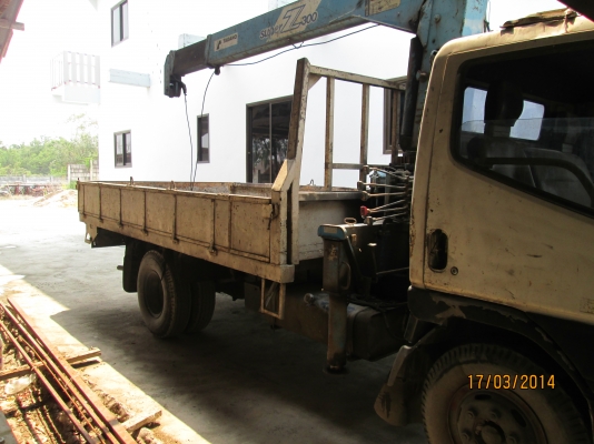 มิตซู.แคนเตอร์.เครื่อง4D34.ปี42.เครนทานาโด้.303ท้องV..กะบะยาว4.50เมตร.ราคา460.000บ