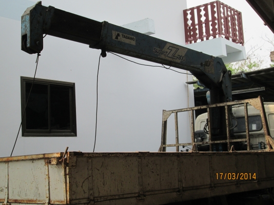 มิตซู.แคนเตอร์.เครื่อง4D34.ปี42.เครนทานาโด้.303ท้องV..กะบะยาว4.50เมตร.ราคา460.000บ