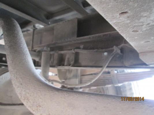 มิตซู.แคนเตอร์.เครื่อง4D34.ปี42.เครนทานาโด้.303ท้องV..กะบะยาว4.50เมตร.ราคา460.000บ