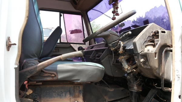 ขายMITSUBISHI 10ล้อ2เพลา หลงTD เกียร์โลว์-ไฮย์ เครื่องดี แชชซีสวย เอกสารพร้อม สภาพพร้อม