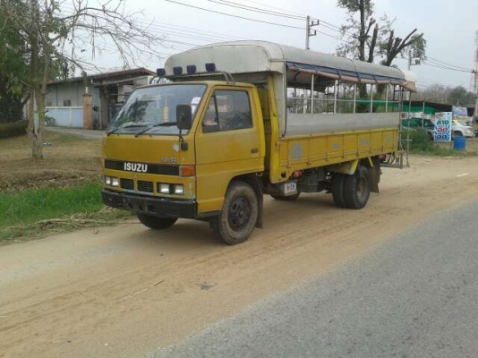 ขายหกล้อ Isuzu NKR58L เครื่อง 4be1 เครื่อง 110 แรงฝาดำ เกียร์ใหญ่ ยาง 7.50 ทะเบียนพร้อม