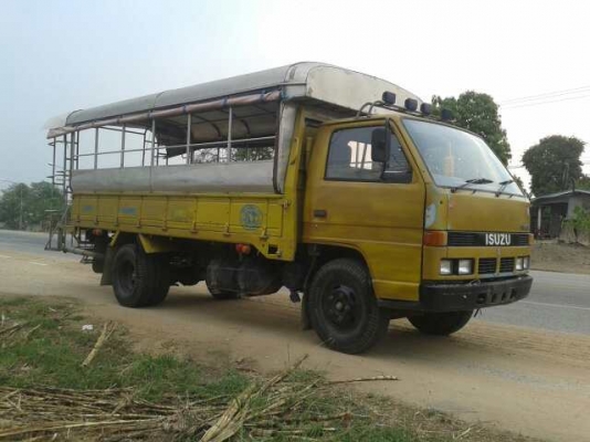 ขายหกล้อ Isuzu NKR58L เครื่อง 4be1 เครื่อง 110 แรงฝาดำ เกียร์ใหญ่ ยาง 7.50 ทะเบียนพร้อม