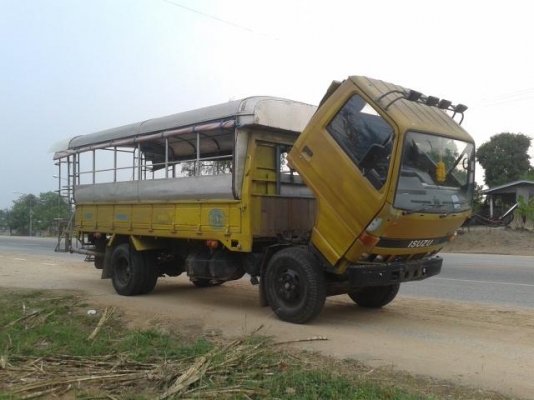 ขายหกล้อ Isuzu NKR58L เครื่อง 4be1 เครื่อง 110 แรงฝาดำ เกียร์ใหญ่ ยาง 7.50 ทะเบียนพร้อม