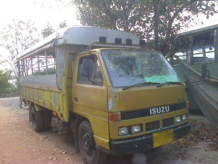 ขายหกล้อ Isuzu NKR58L เครื่อง 4be1 เครื่อง 110 แรงฝาดำ เกียร์ใหญ่ ยาง 7.50 ทะเบียนพร้อม