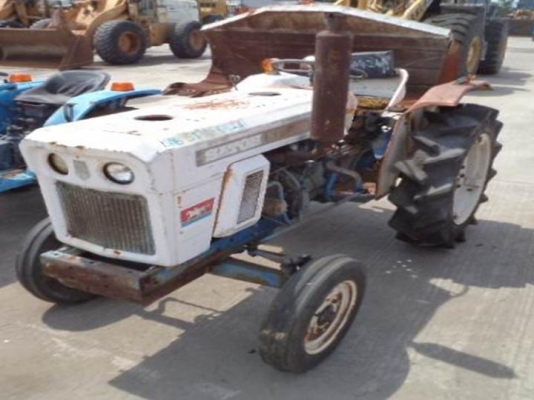 Sale สำหรับช่วงทำนาครับ-รถไถ SATOH: ST-1500 : 15HP 2WD เพียง 56,000 บาท เท่านั้น