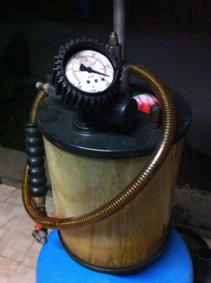 ถังถ่ายน้ำมันเครื่อง