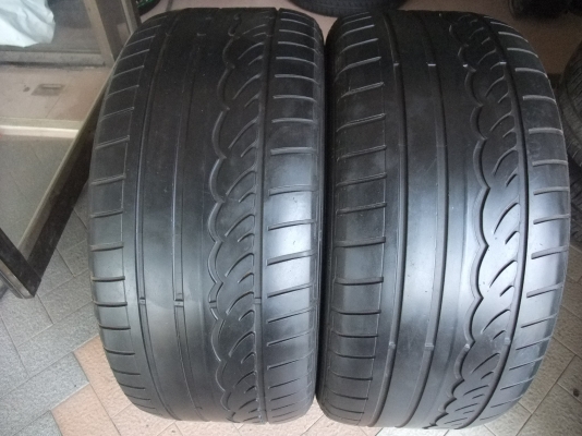 ยาง Dunlop 275/40/19 ปี11 มีคู่เดียว สภาพสวย