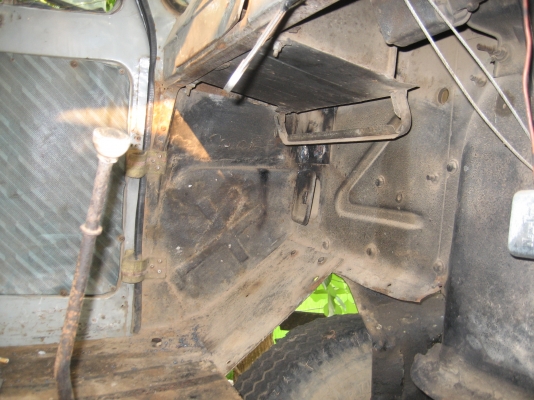 กระบะดัมท์  อุปกรณ์ครบ    70,000 บาท