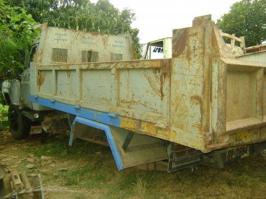 กระบะดัมท์  อุปกรณ์ครบ    70,000 บาท