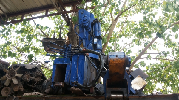 ขายเครน TADANA 2.5 3ปอก2 สภาพใช้งาน สภาพดี ปั๊มดี สีสันดี