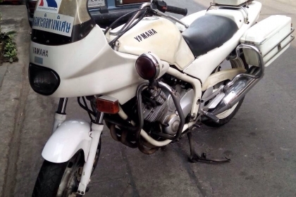 ขาย รถมอเตอร์ไซด์ตำรวจนำขบวน Yamaha diversion 600 cc ทะเบียนแท้ ราคา 58,000