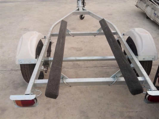 ขายเทลเลอร์เรือ ของใหม่ครับ จัดส่งได้ทั่วประเทศ ขายเทลเลอร์เรือ ของใหม่ครับ จัดส่งได้ทั่วประเทศ