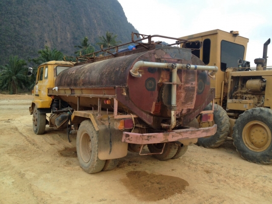 ขายรถน้ำ