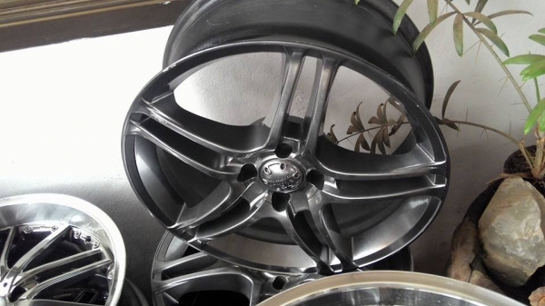 ขายแม็กขอบ 16 17 18 ราคาเบาๆ