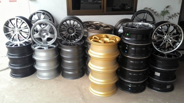 ขายแม็กขอบ 16 17 18 ราคาเบาๆ