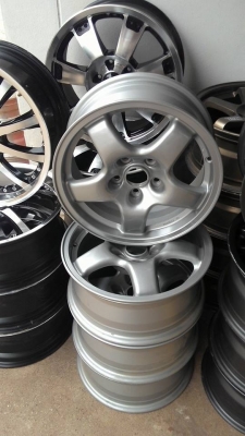 ขายแม็กขอบ 16 17 18 ราคาเบาๆ