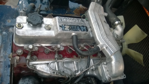 รถยกโตโยต้ารุ่น 5 ยก 2.5 ตัน เสาสูง 4 เมตร เครื่องดีเซล เกียร์ธรรมดา งาเทได้