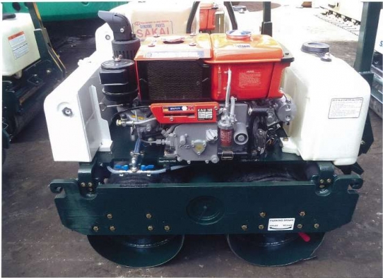 รถบดเดินตาม SAKAI รุ่น HV80ST