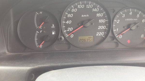 ขายด่วน Ford Laser 1.6 A/T ปี2001 ราคาถูกมากกกก!!!