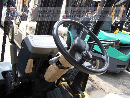 ขายรถ โฟล์คลิฟท์ TCM รุ่น FD23Z3