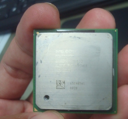 cpu P4 2.40GHz