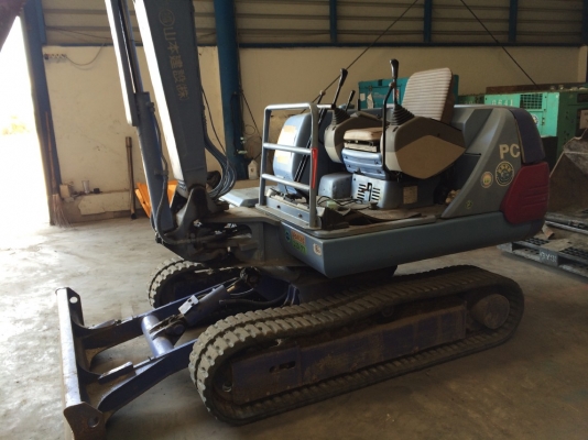 Komatsu PC30-7E สภาพสวย นำเข้าจากญี่ปุ่น ขายถูกครับ