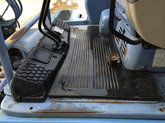 Komatsu PC30-7E สภาพสวย นำเข้าจากญี่ปุ่น ขายถูกครับ