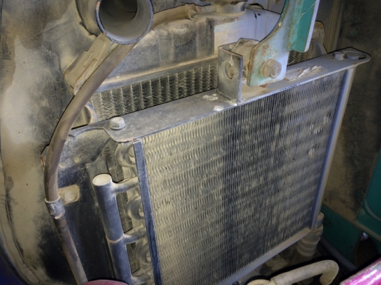 Komatsu PC30-7E สภาพสวย นำเข้าจากญี่ปุ่น ขายถูกครับ