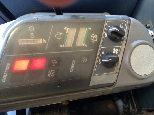 Komatsu PC30-7E สภาพสวย นำเข้าจากญี่ปุ่น ขายถูกครับ