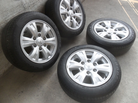 ล้อแม็ก 16นิ้ว6รู มิตซู ยาง205/55R16ปี10 สวยๆ 4 ล้อ ราคา 6900 บาท