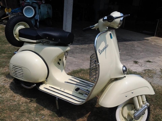 ขาย vespa 64 สวยๆสด สีคลีม รถทำใหม่ครับ อินเดีย no book รถอยู่ชัยนาทครับ ราคา 48,500 บาท สนใจติดต่อได้ครับ 0826336557 โป้งครับ รับแลกรับเทรินทุกรุ่ยครับ