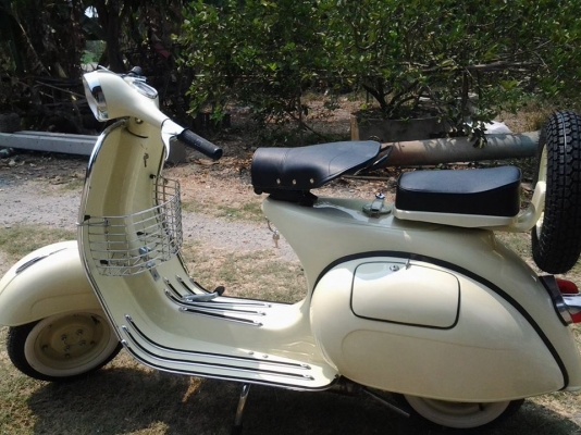 ขาย vespa 64 สวยๆสด สีคลีม รถทำใหม่ครับ อินเดีย no book รถอยู่ชัยนาทครับ ราคา 48,500 บาท สนใจติดต่อได้ครับ 0826336557 โป้งครับ รับแลกรับเทรินทุกรุ่ยครับ