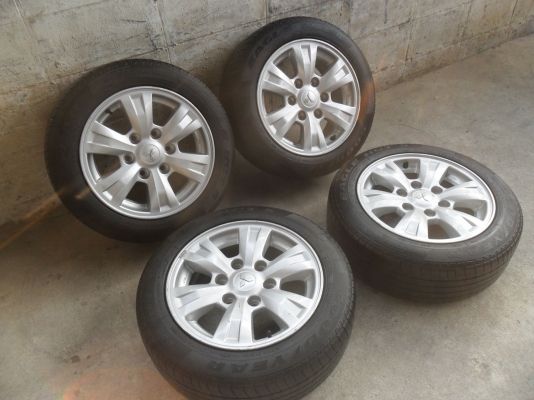 ล้อแม็ก 16นิ้ว6รู มิตซู ยาง205/55R16ปี10 สวยๆ 4 ล้อ ราคา 6900 บาท